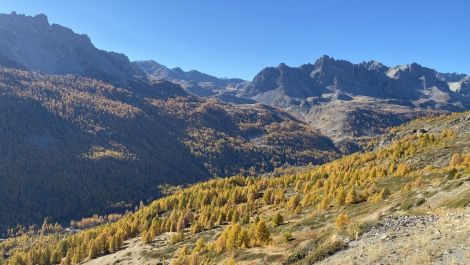 Chemin de ronde - Haute vallée de la clarée Névache
